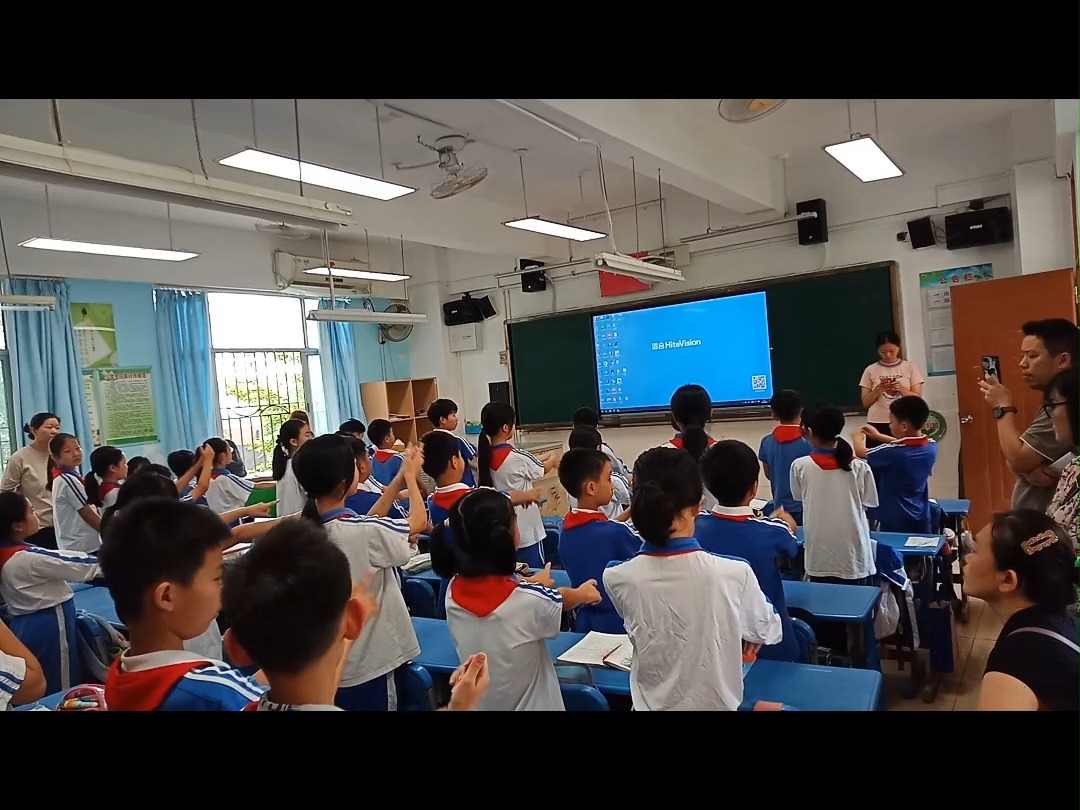 【日常】龙园意境小学家长开放日 四(1)班