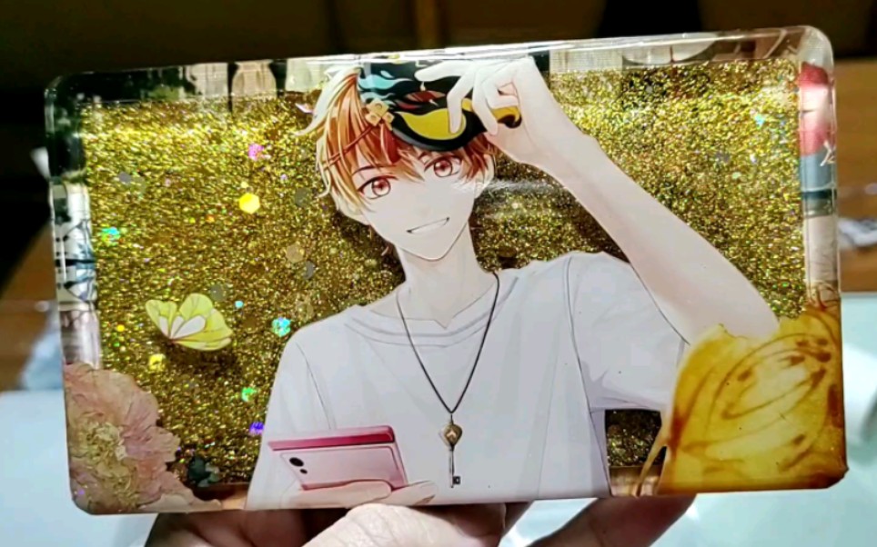 【未定/夏彦】请用"盛夏,蝉鸣,少年,橘子味汽水"造句