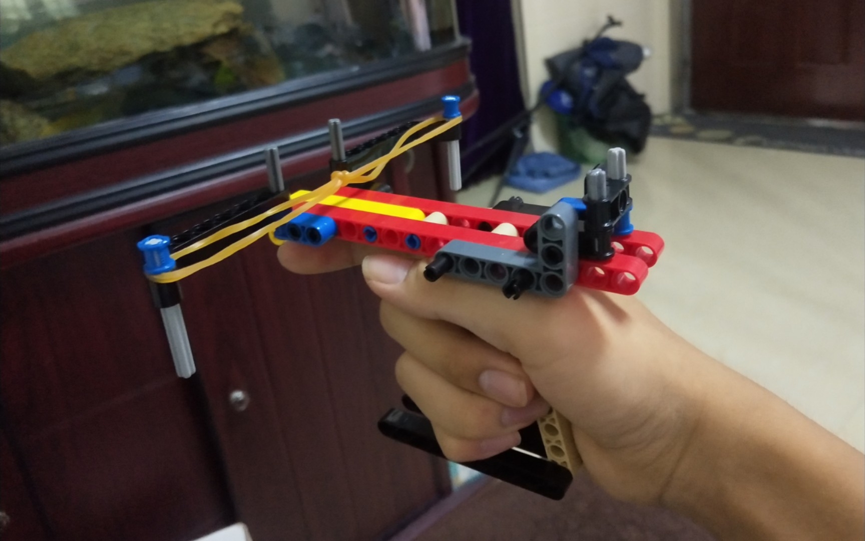 乐高手弩(动能有点大)