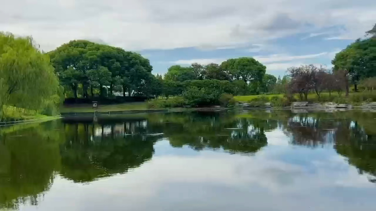 沿途的风景如同生命的馈赠,未来的路亦是如此.愿你我皆能享受过程,保持健康心态,加油前行!#享受大自然 #随拍记录生活哔哩哔哩bilibili