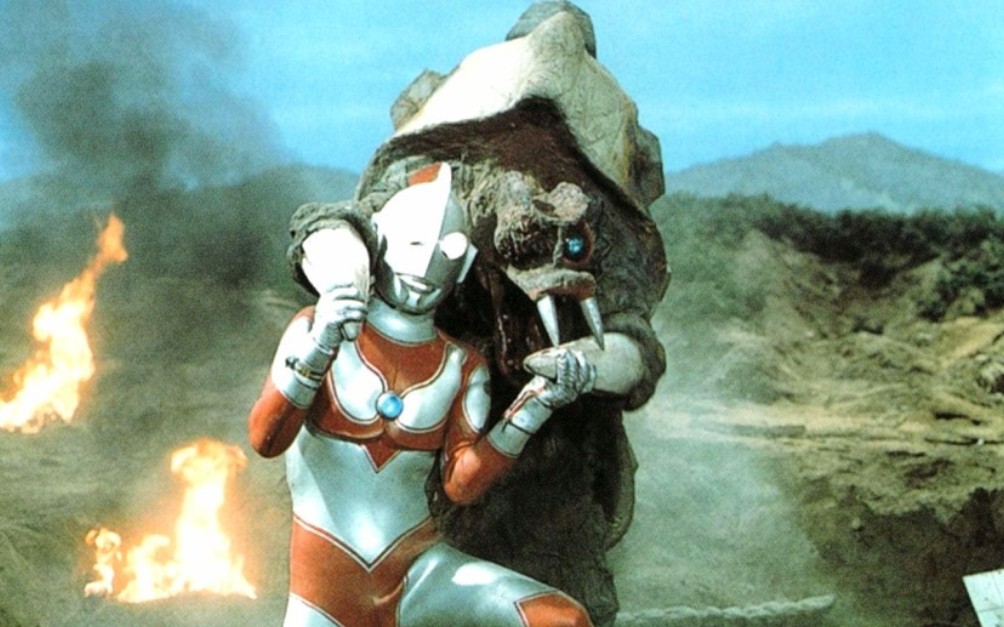 《把爱献给星空!》杰克奥特曼vs磷光怪兽格拉纳达斯.