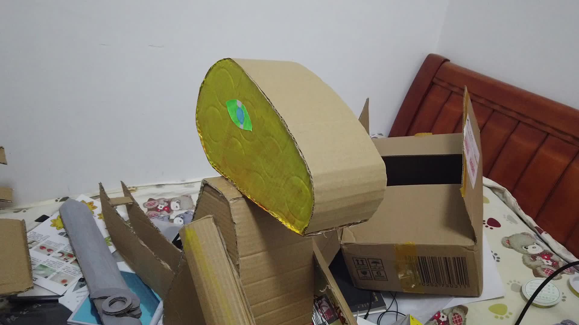 回忆童年:用废弃纸箱制作亚古兽,数码宝贝你还记得它吗?