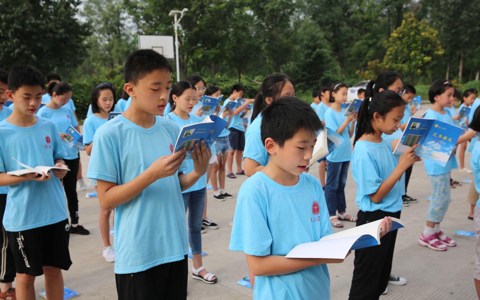 [图]张学新著《老子智慧丛书》：无字书《装在套子里的人》（四）