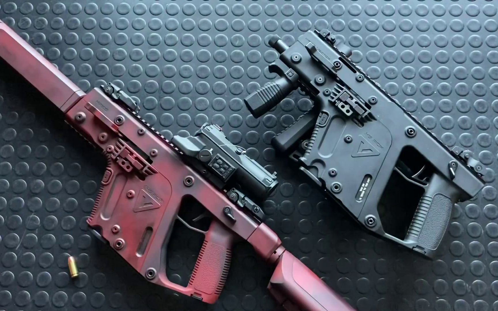 【英语中字/搬运】Kriss Vector Gen1与Gen2的横向对比哔哩哔哩bilibili