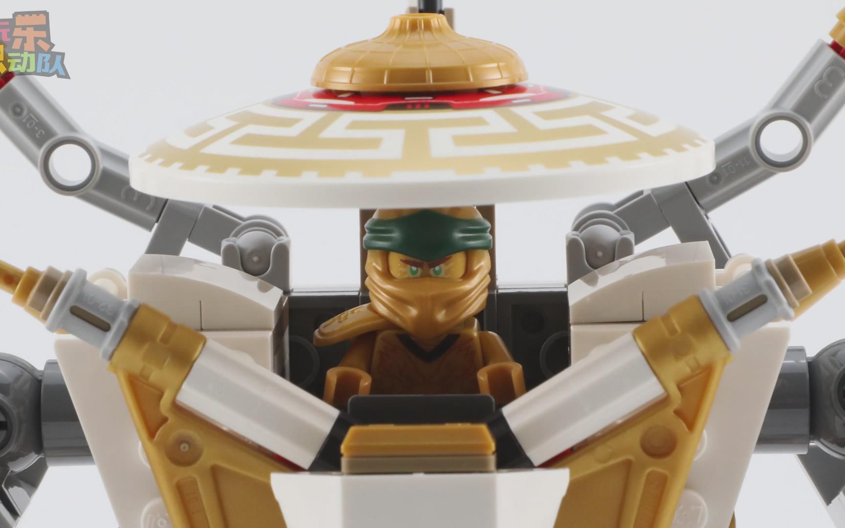 驾驶乐高幻影忍者黄金机甲大战石头军团【定格动画】