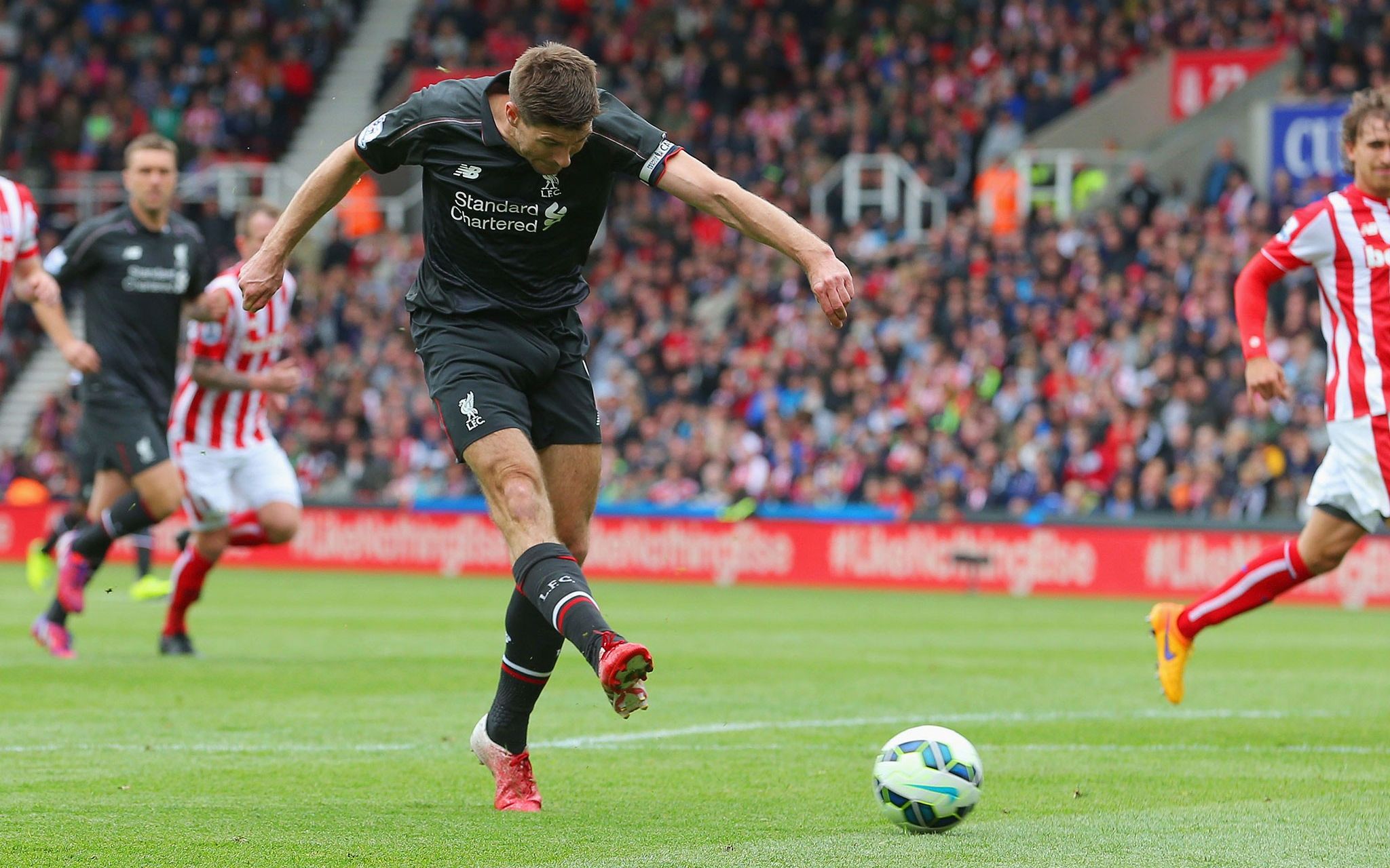 足球教学丨手把手教你正脚背射门