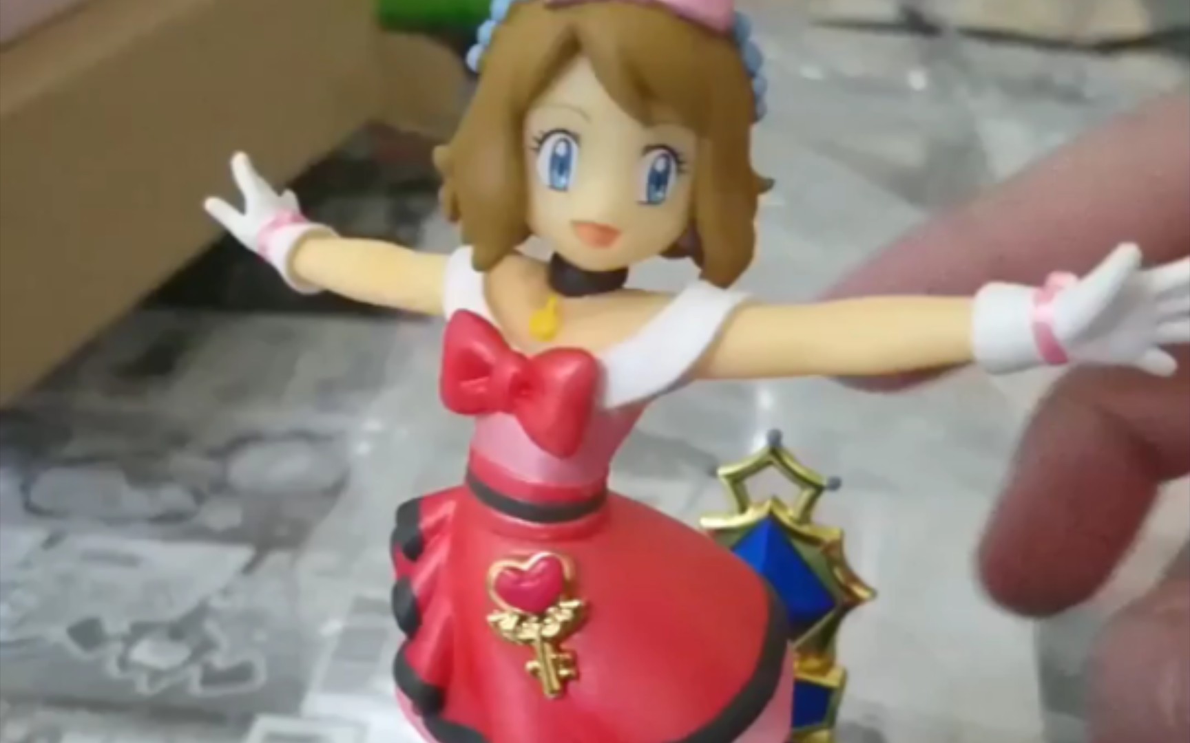 宝可梦手办,瑟蕾娜八音盒