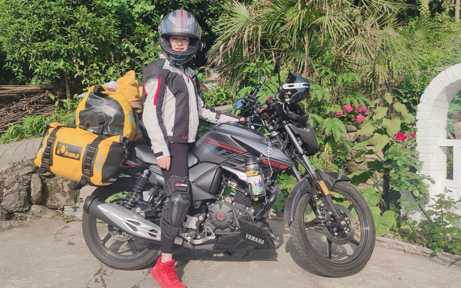 女骑士长途摩旅,飞致150到底怎么样,看完就有答案了