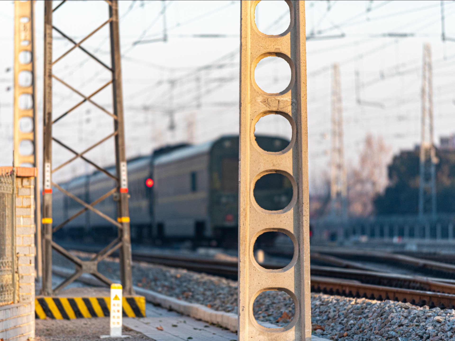 一个接触网,半个车迷史