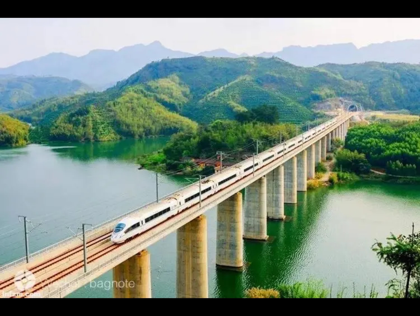 高铁外面的风景照片图片