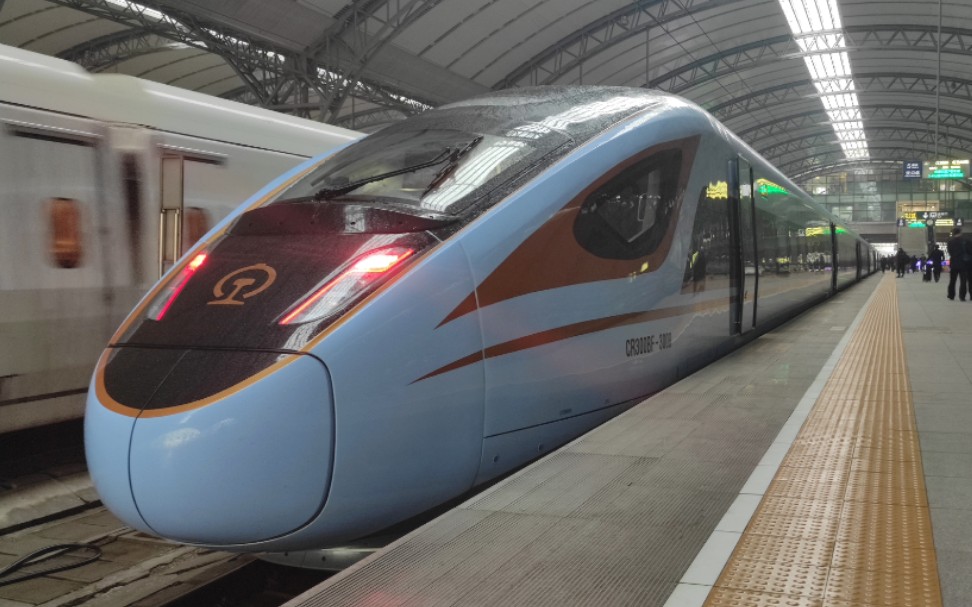 [中国铁路]首发!cr300bf-3008,调图新开d2885/6蓝暖男首发汉口站