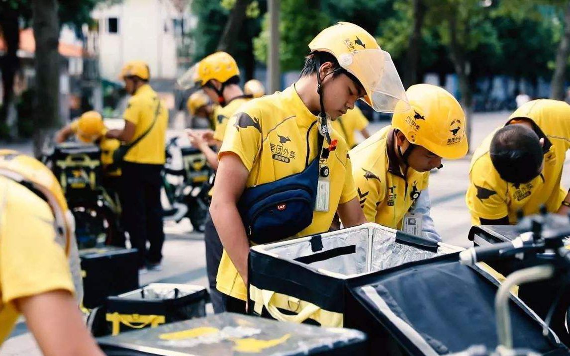 為什麼年輕人寧願送外賣,也不去工廠幹活,原因其實很簡單