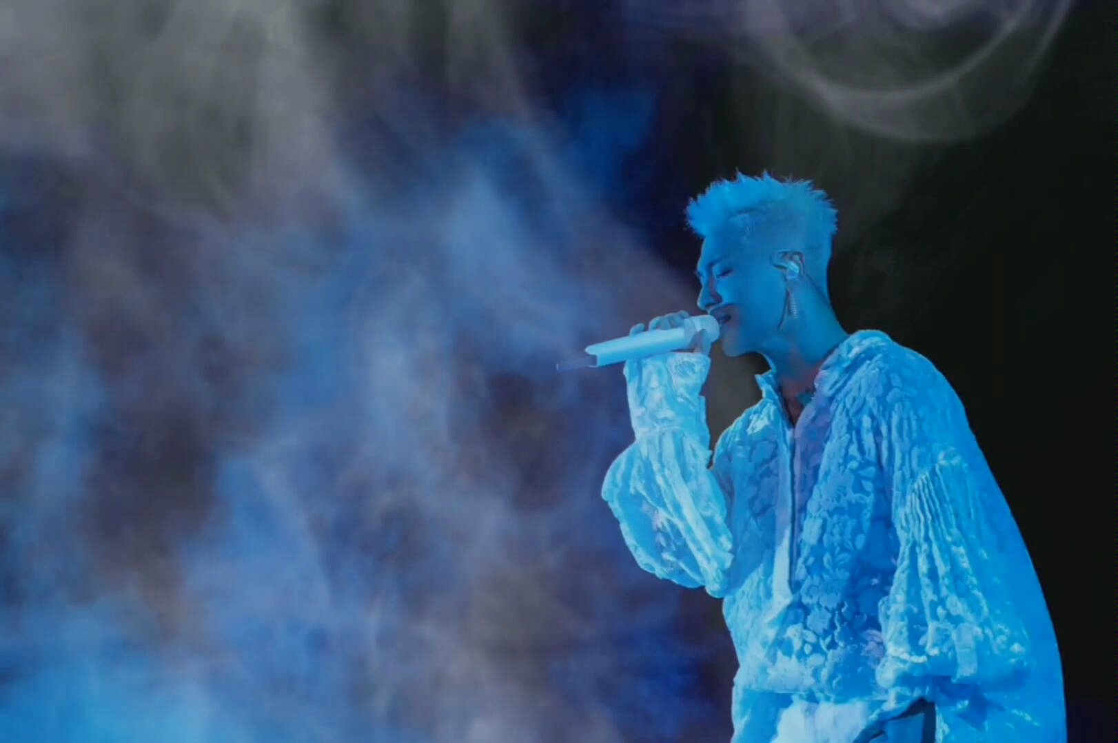 不是这样的 现场出"故障"后 taeyang东永裴清唱