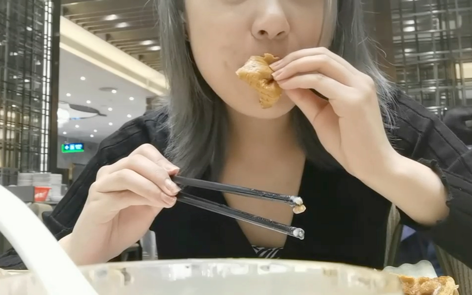 一餐:丰富的早餐城区相悦西城门口有一家早餐奶制品店给大食分享快乐2