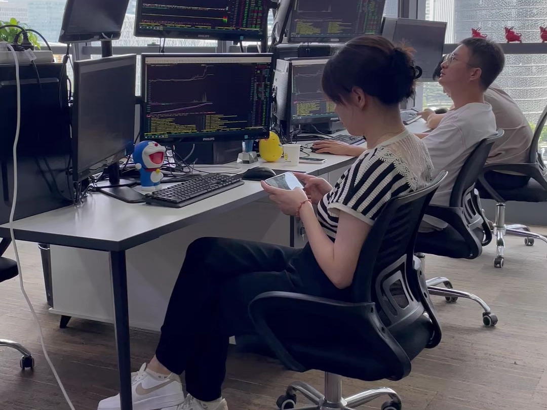公司日常 #办公日常 #工作vlog #交易员 #美女交易员
