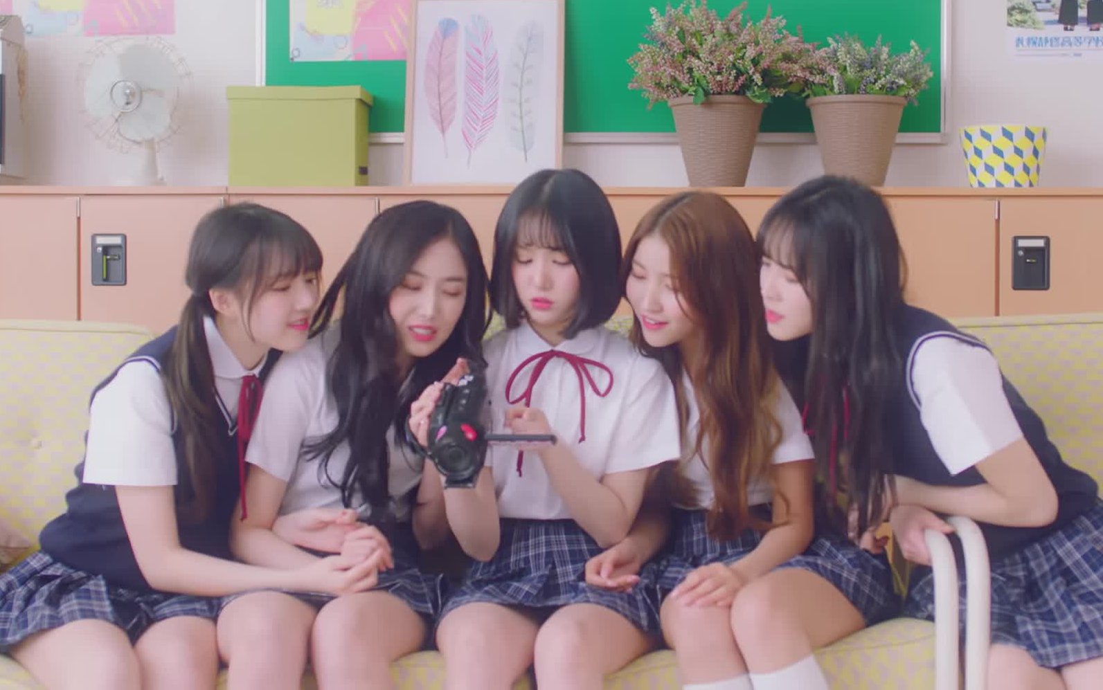 [图]【GFriend】180506女友《今天开始我们》日语版MV公开