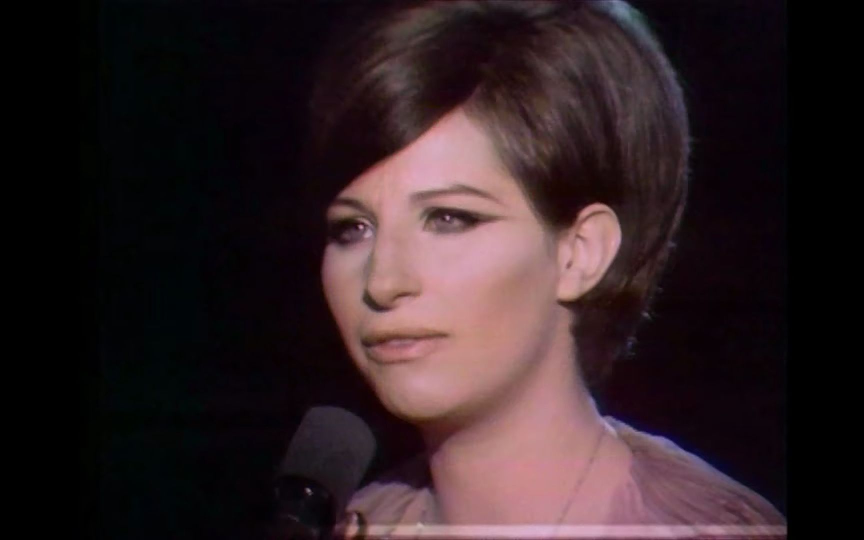 【为我泪流成河】Barbra Streisand  Cry Me A River 1967.06哔哩哔哩bilibili