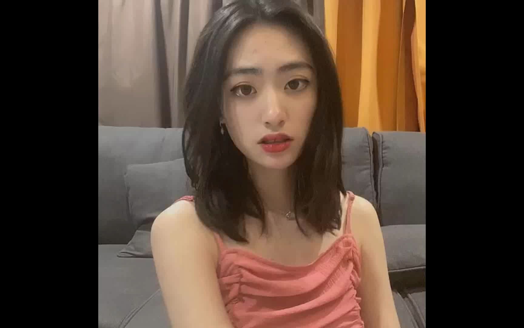 姜卿丨极品反差美女