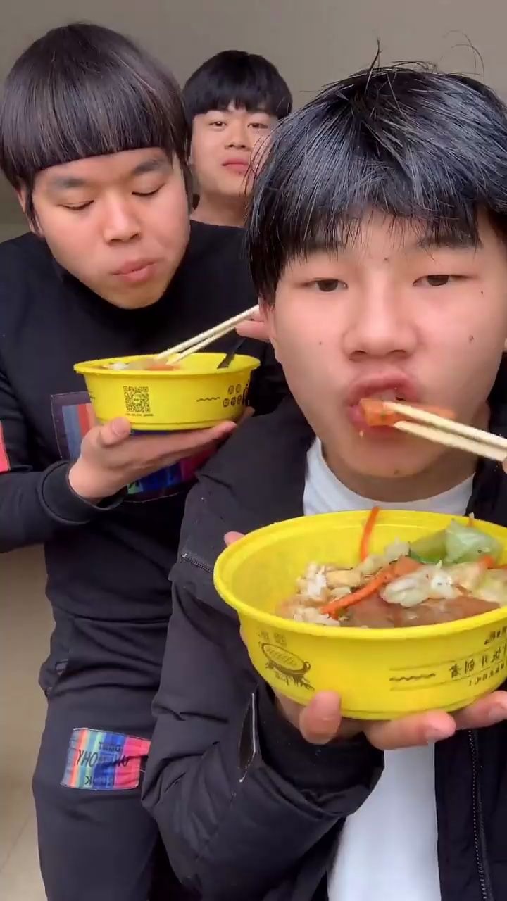 【快手套餐吃播】大表弟套餐