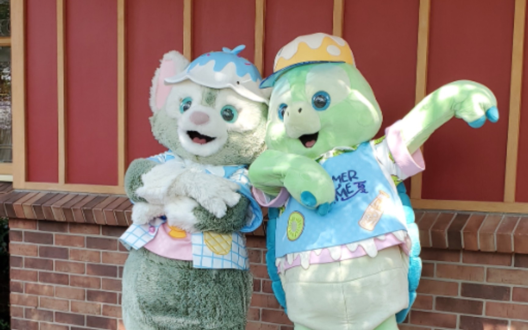 上海迪士尼奥乐米拉生日记录一下各位粉丝互动杰拉多尼继续吃醋噗哈哈