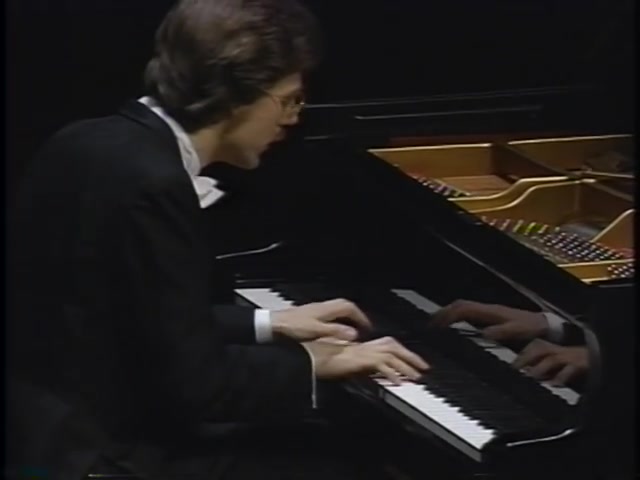 [图]【斯坦尼斯拉夫·布宁 | 肖邦第一谐谑曲】Stanislav Bunin plays Chopin Scherzo No.1 B minor, op.20