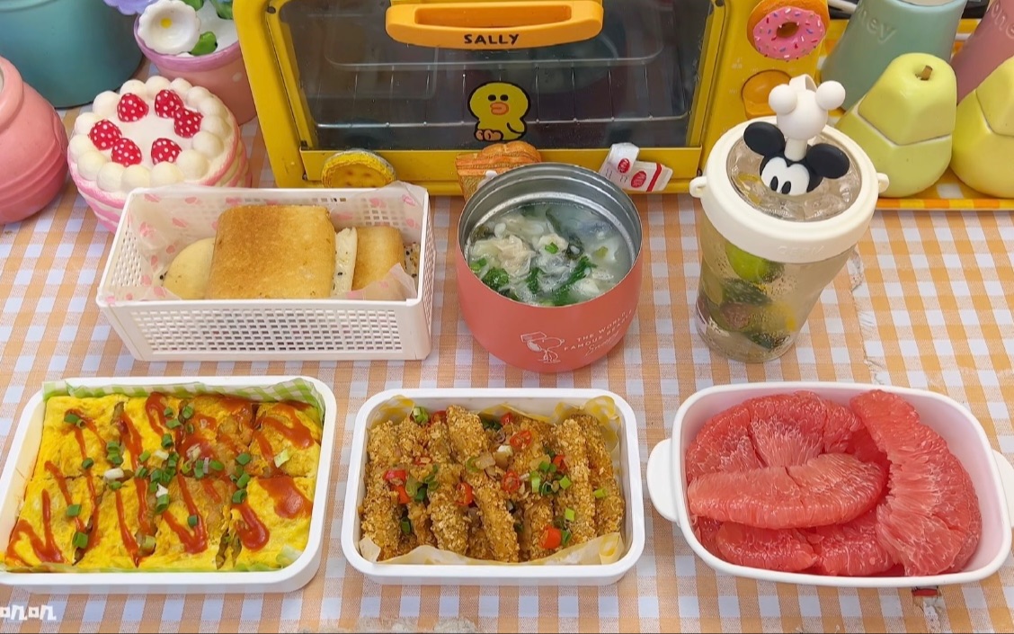 简简单单给林先生安排一顿香到迷糊的街头小吃便当吧～让他上班也能