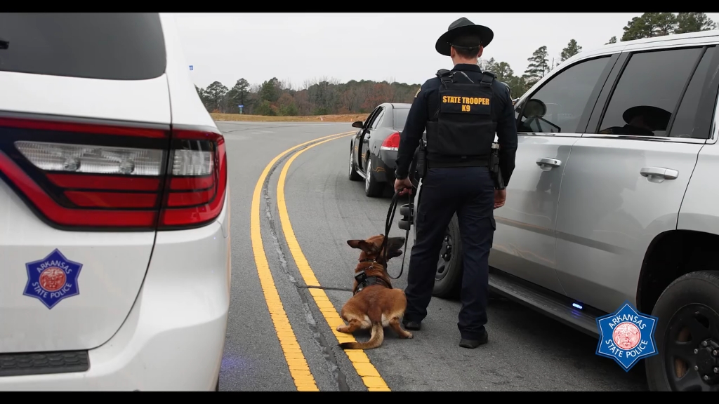 本周你的阿肯色州警察活动以asp的k9警犬为特色