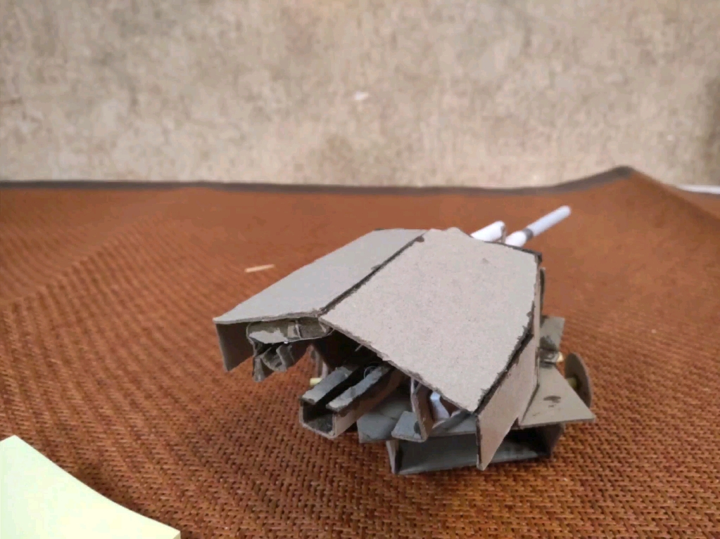 进来看纸模大百运!