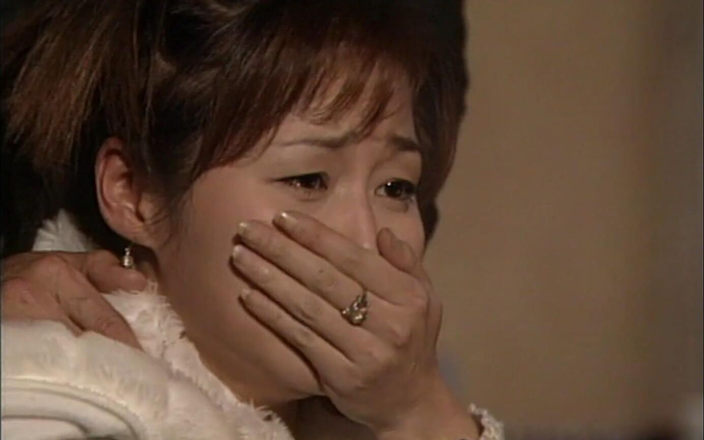 我和僵尸有个约会239集主角团排队领盒饭马小玲的眼泪要忍不住了