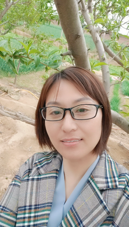 美女妈妈参加活动了