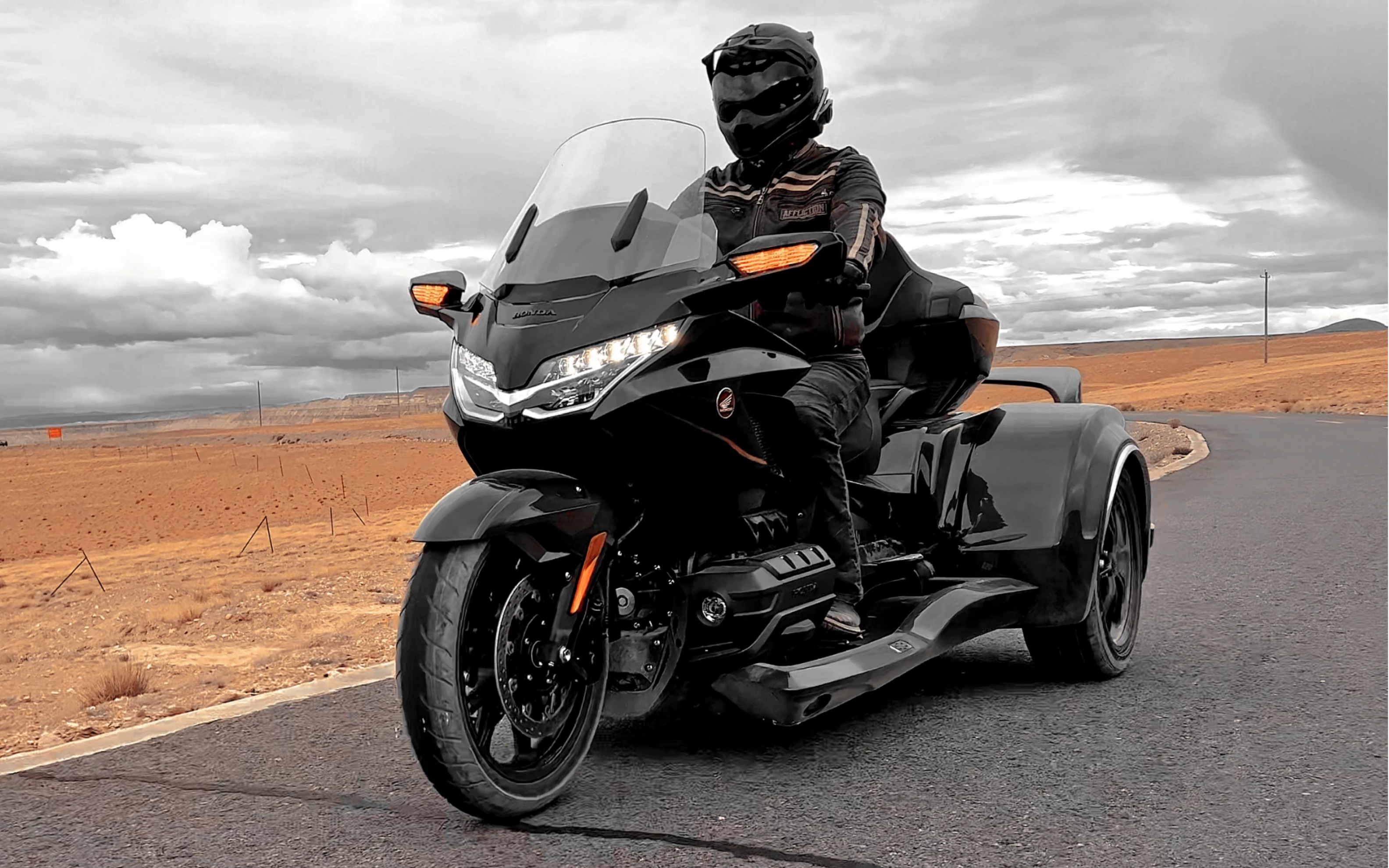 黑武士金翼csc正三轮