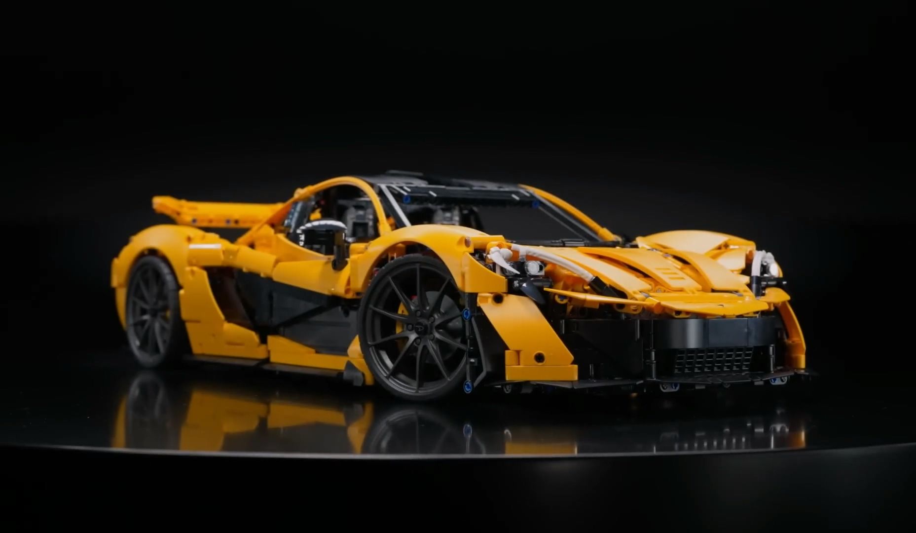设计师解读乐高42172迈凯伦p1 building the mclaren p164 in lego