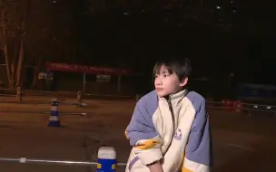 Tải video: 【TF家族-邓佳鑫 余宇涵】会不会那天的夹心是因为等公车才晚到的