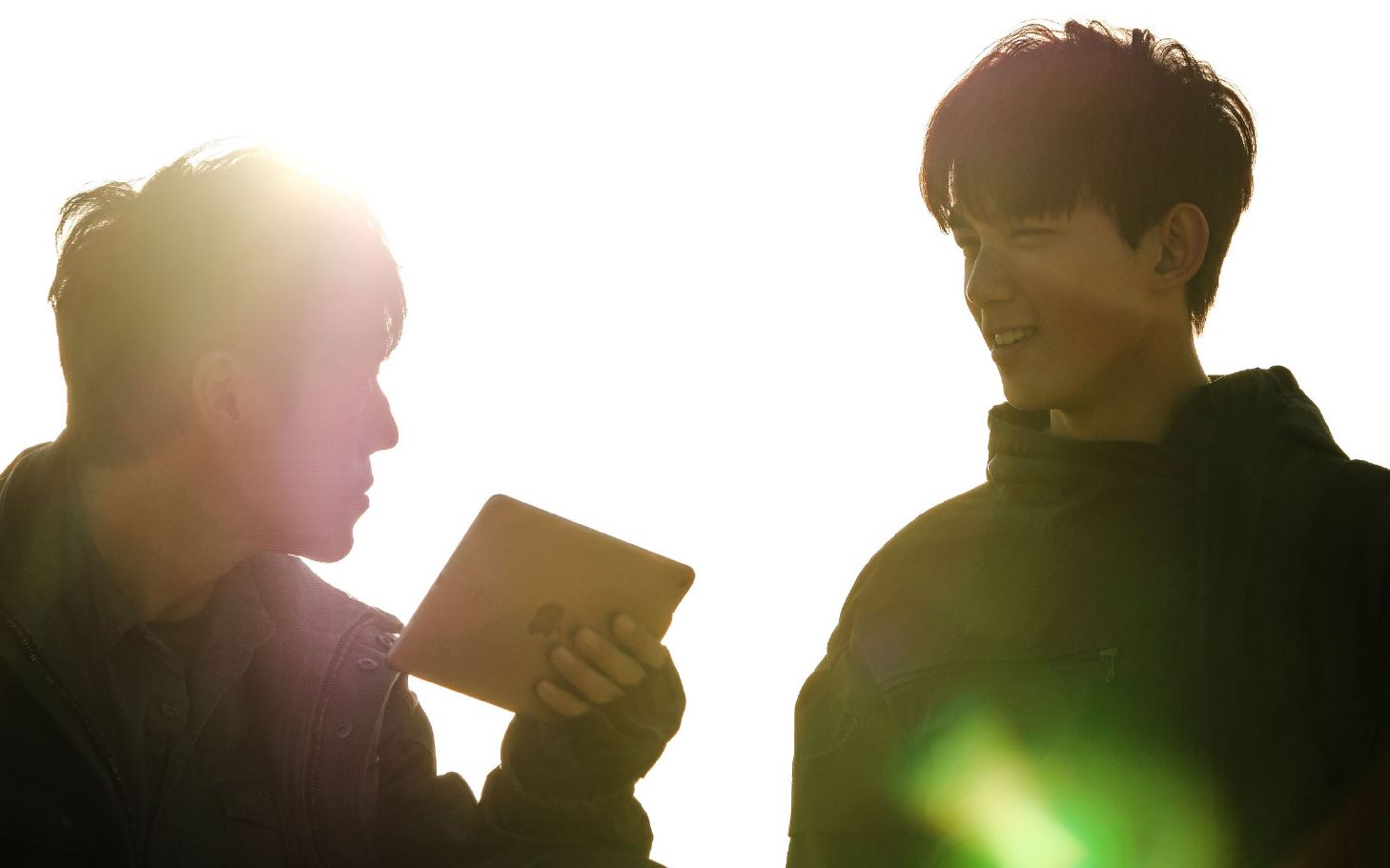 沙海邪簇秦昊吴磊让酒