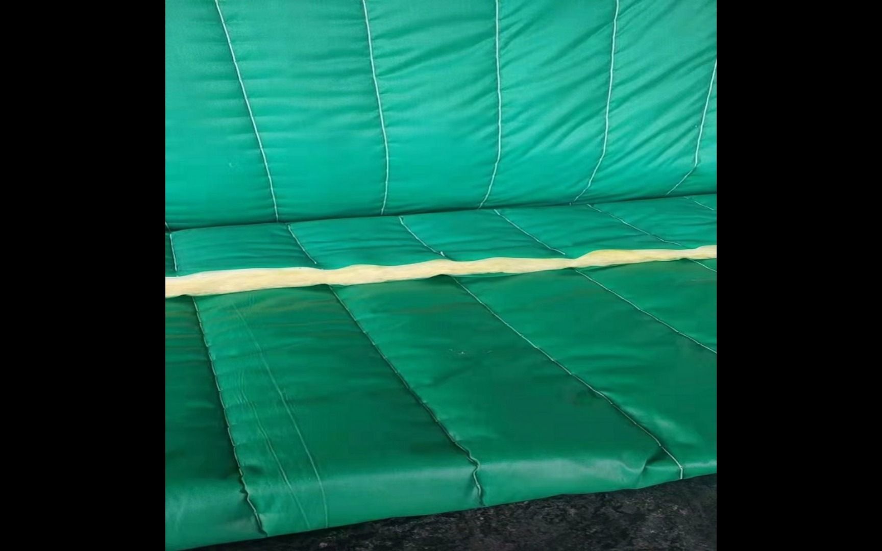 工程防寒苫布,防寒保温苫布,玻璃棉三防布保温被