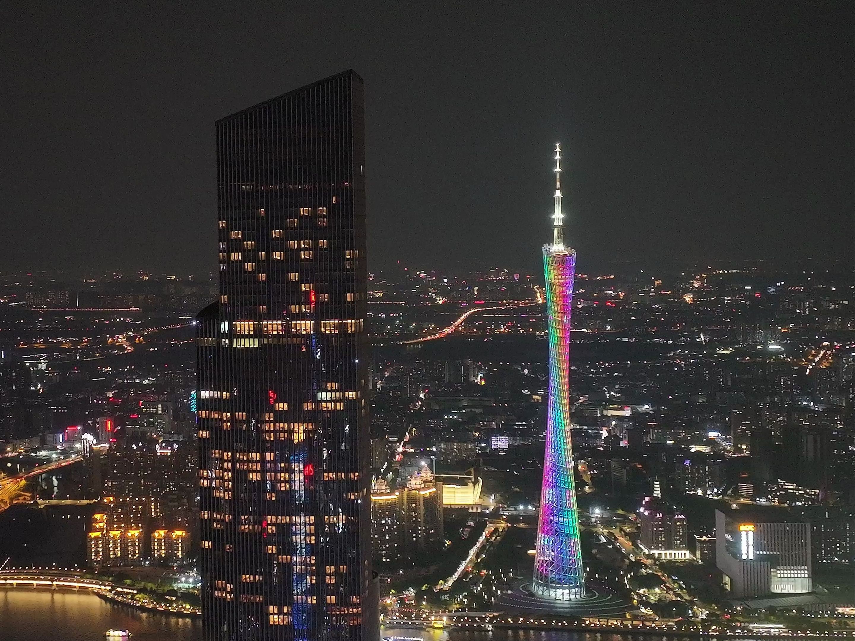 夜间广州塔航拍