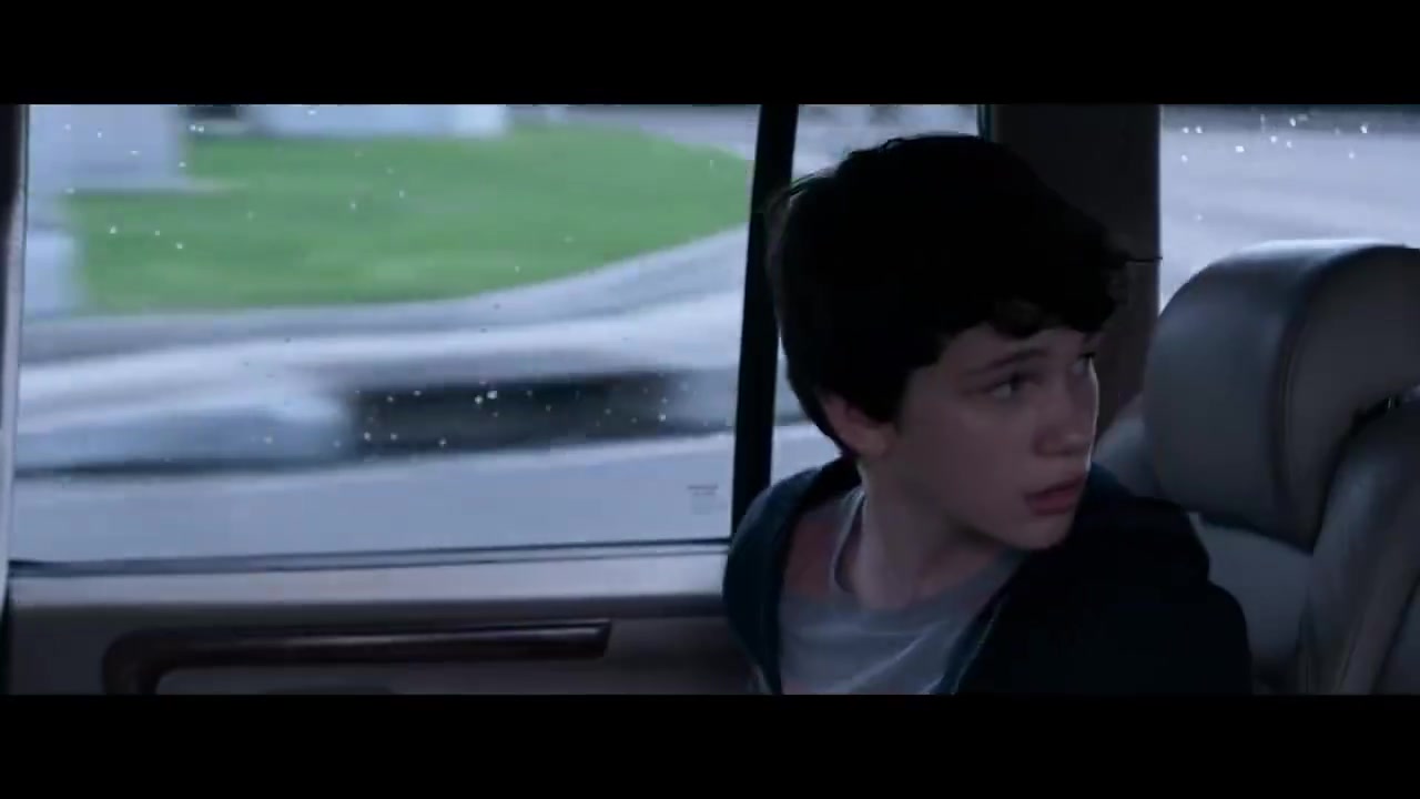 惊悚电影《精神错乱》(unhinged)预告片