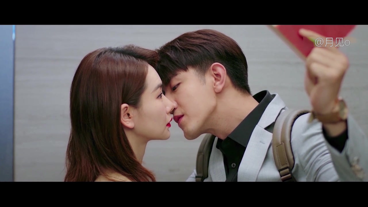 没有秘密的你戚薇金瀚脸红的思春期说好了一起奋斗你们却偷偷谈起了