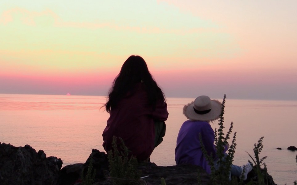 【孝利家民宿】iu真的是孝利家的傻闺女7215落日那段真的很治愈!