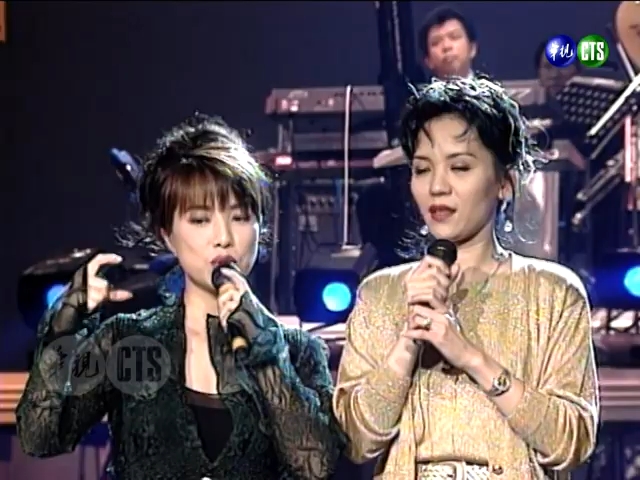 《王芷蕾-台北的天空,流沙,秋水长天》～叶瑷菱"周末摄影棚"