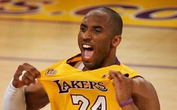 Kobe Bryant One is a hero. 科比精彩锦集,up做了一个星期呢!希望大家支持啊!哔哩哔哩bilibili