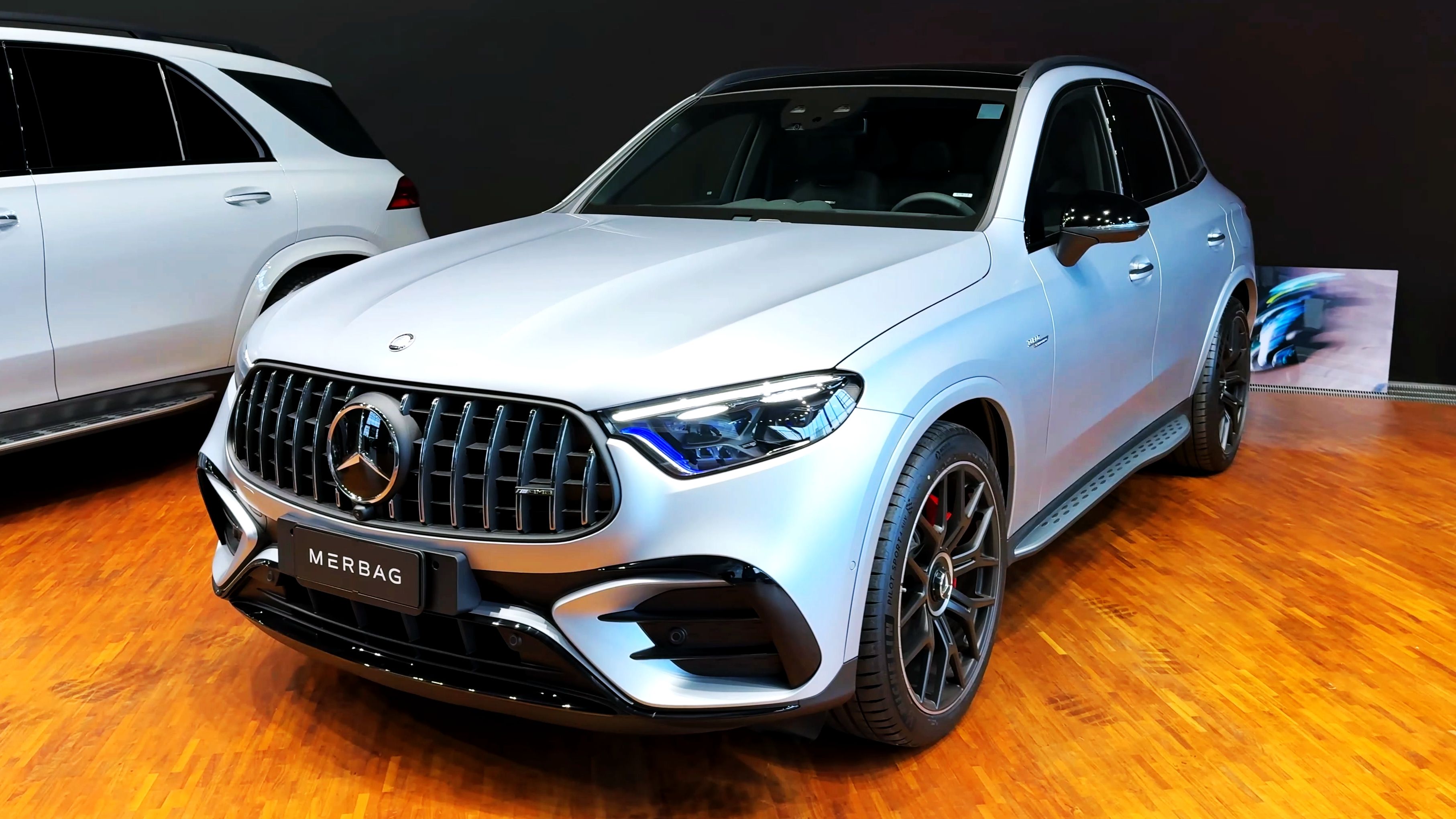 【4K | 展示】2024款 梅赛德斯AMG GLC 63 S E PERFORMANCE | MercedesAMG哔哩哔哩bilibili