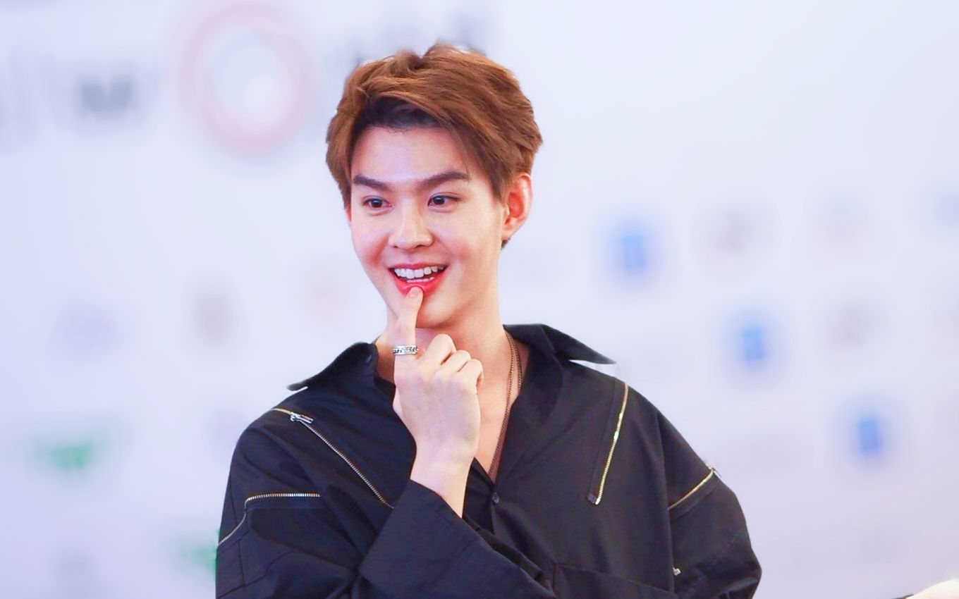 【不期而爱】(中字)perth的嘴唇很"软"