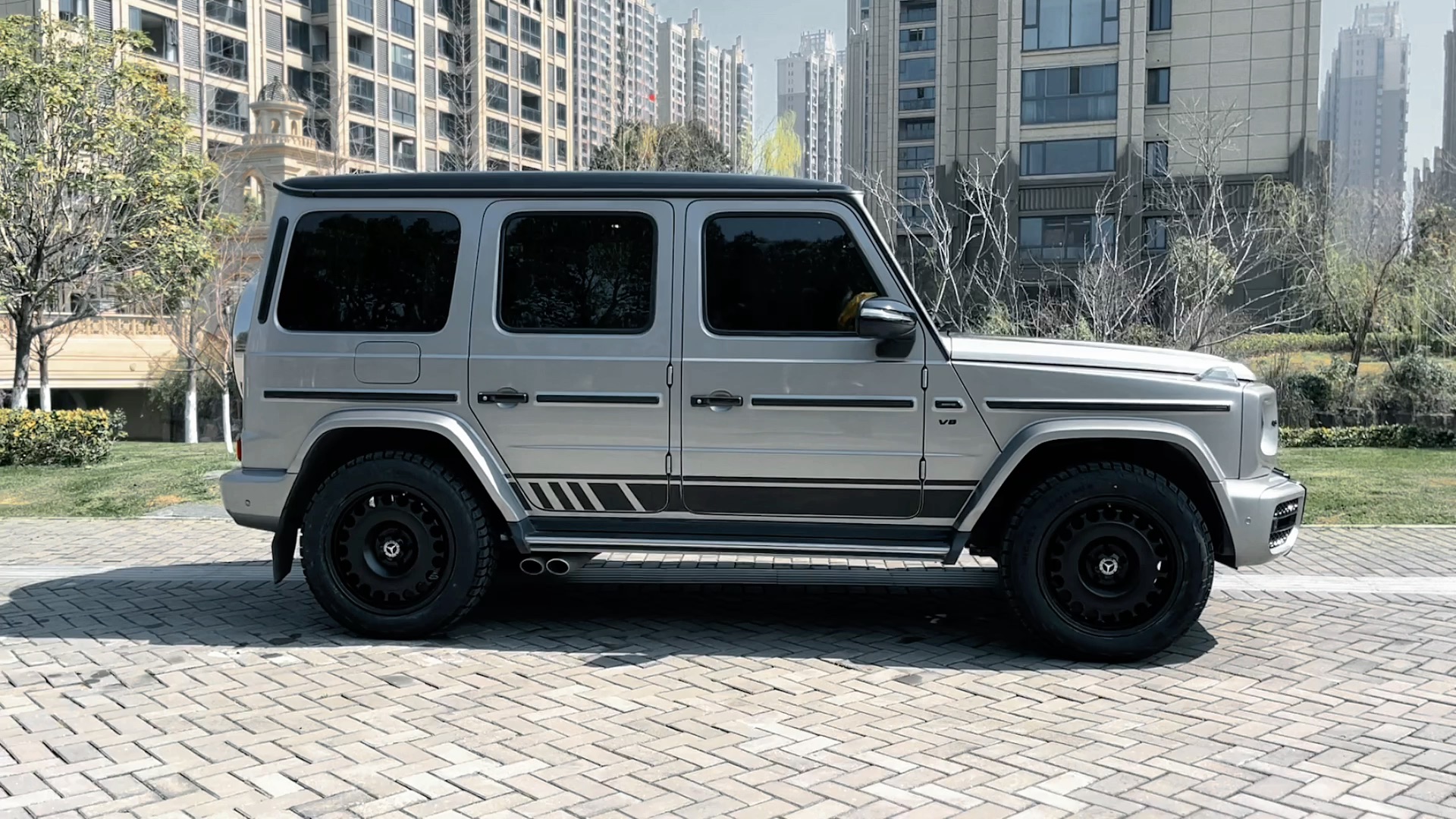 奔驰大g 复古款锻造轮毂 完美装车