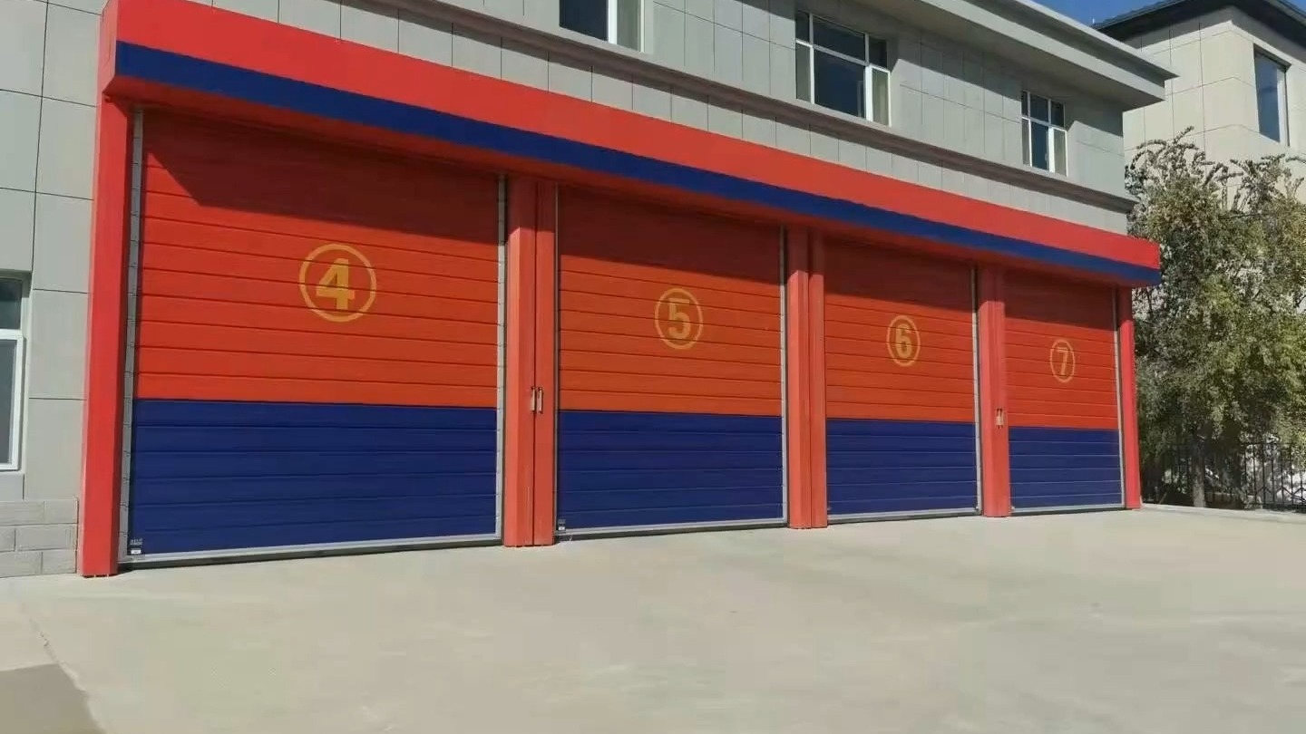 消防车库门