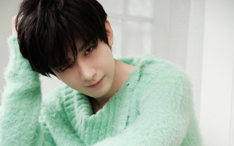 成毅|2024新年第一天工作室营业物料