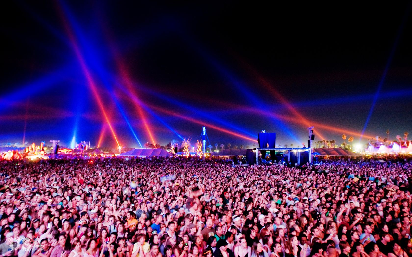 【超燃】 音乐节两大爆炸现场,全场一起高喊"爸爸",合唱《faded》