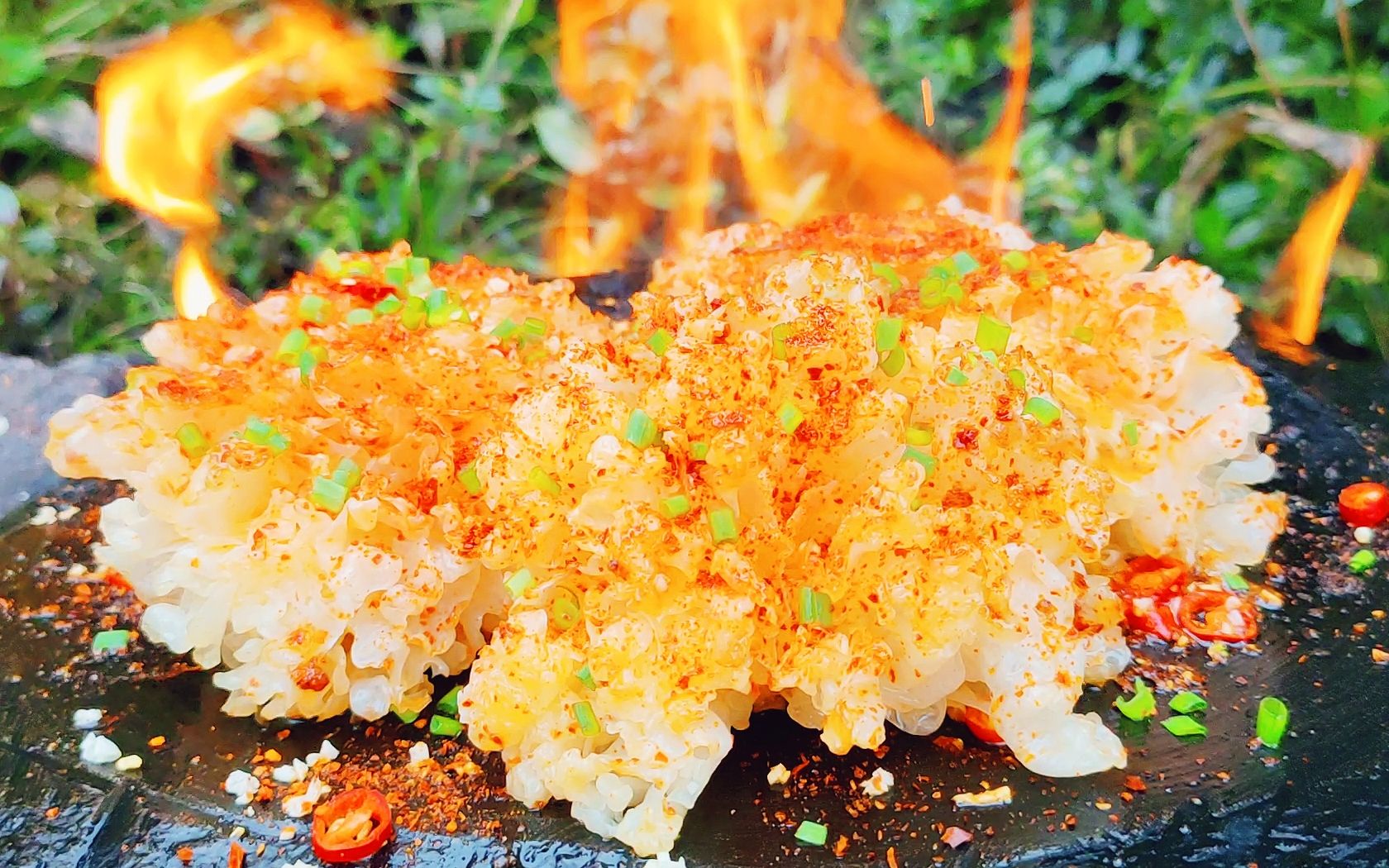 银耳吃得多了,就是没有烤来吃过,原来烤银耳这么好吃