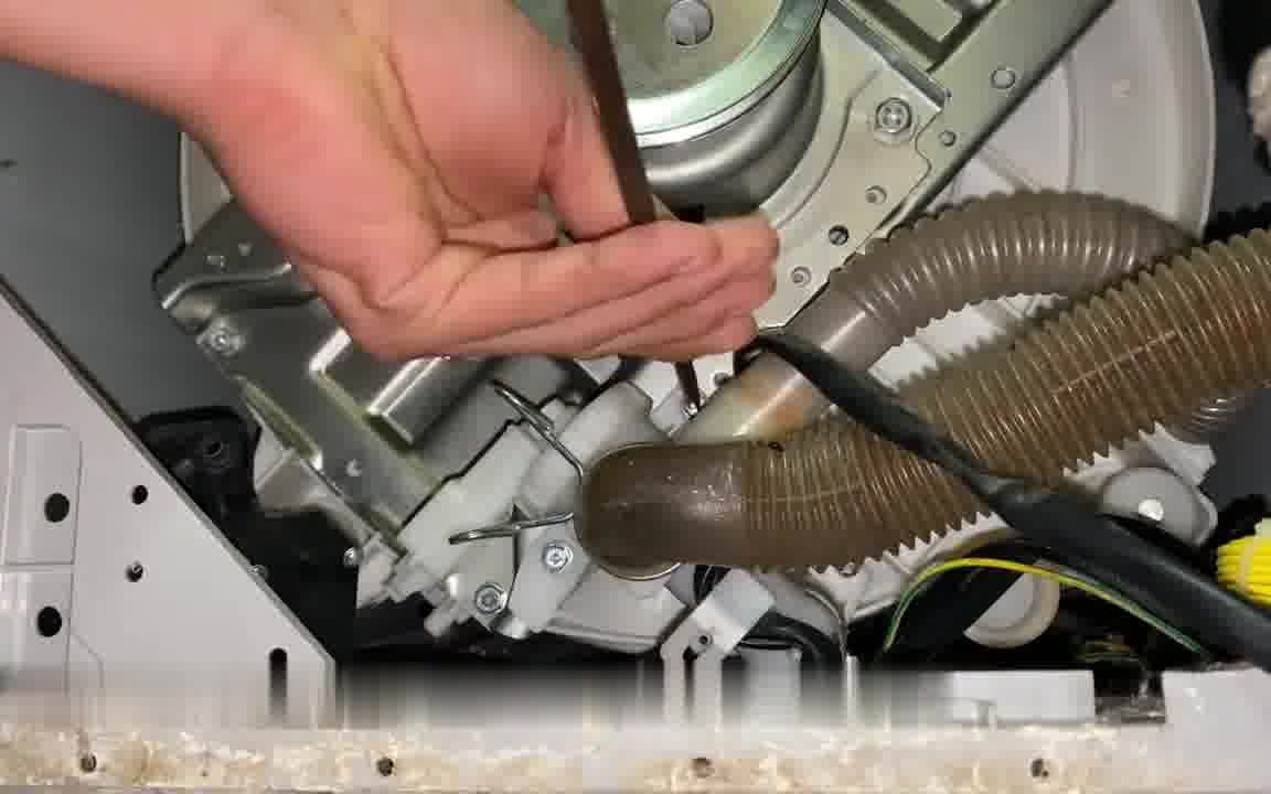 小天鹅洗衣机e3是什么问题》天气52度—,是谁给你的勇气,天天这样出