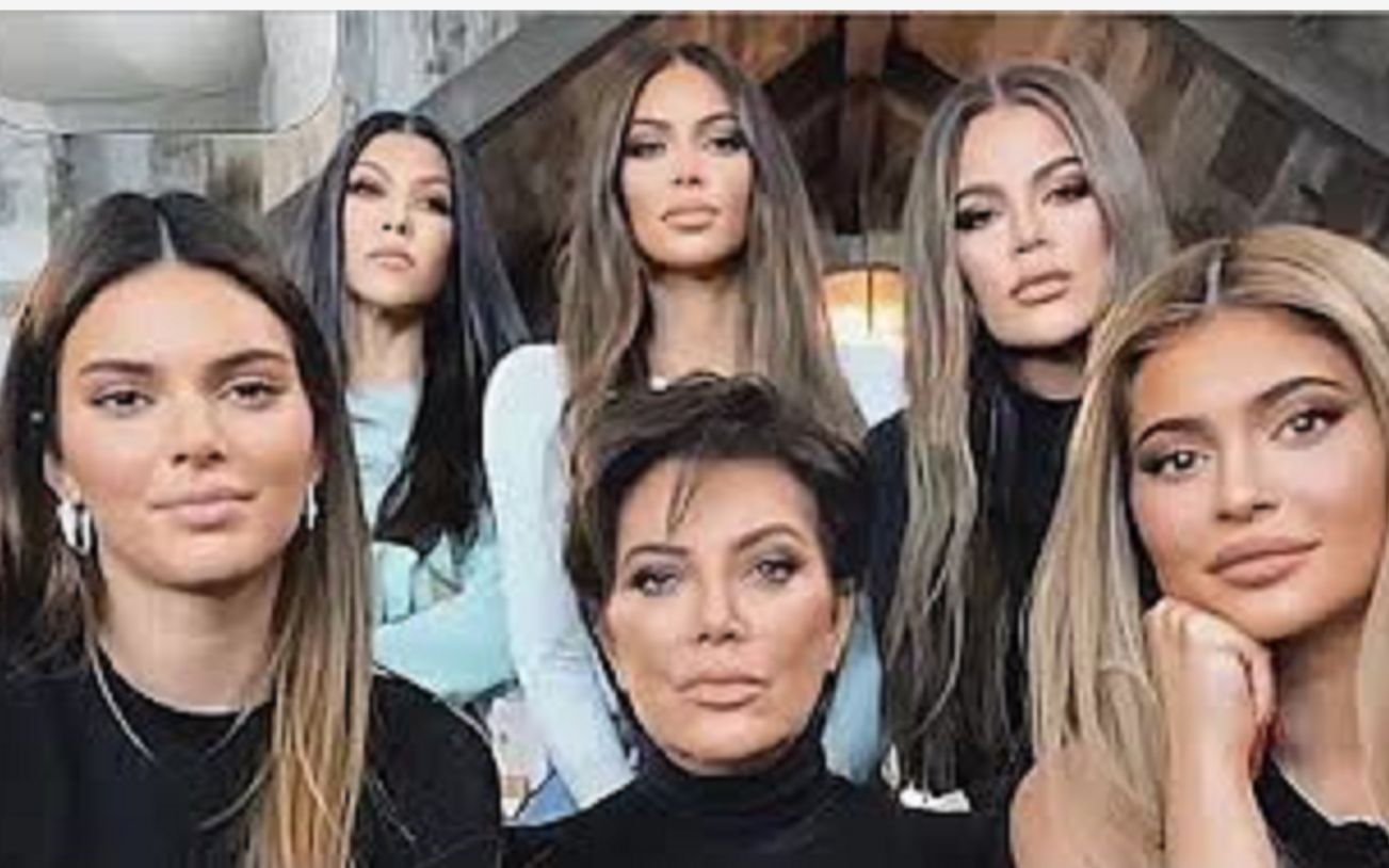 [图]【KUWTK】全员恶人之卡戴珊家族FaceTime恶作剧